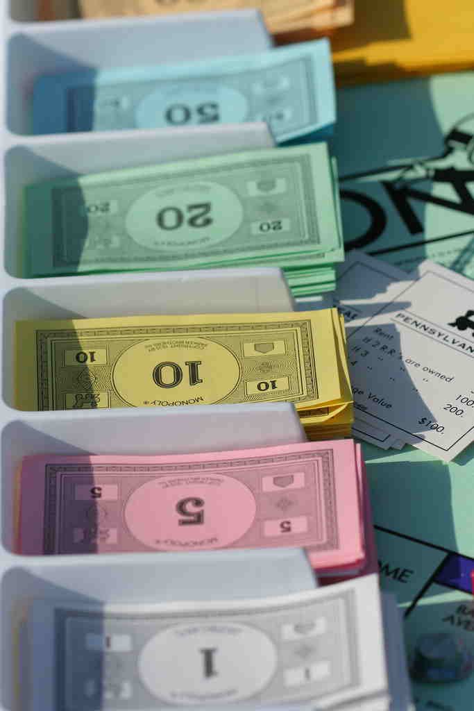 fake paper trading money